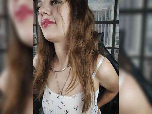 SexyKitty75-1 webcam