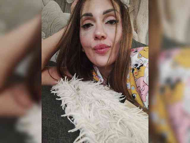SexyKitty75-1 webcam