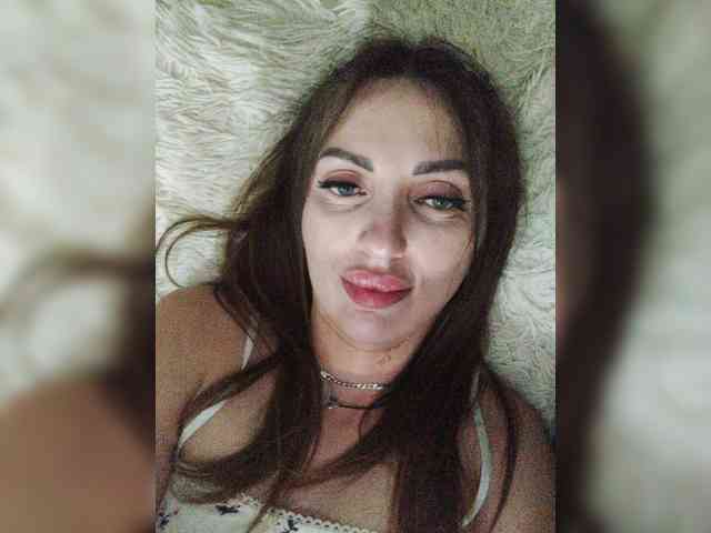Sexykitty75-1's cam show statistics and live stream