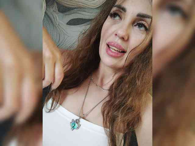 SexyKitty75-1 webcam
