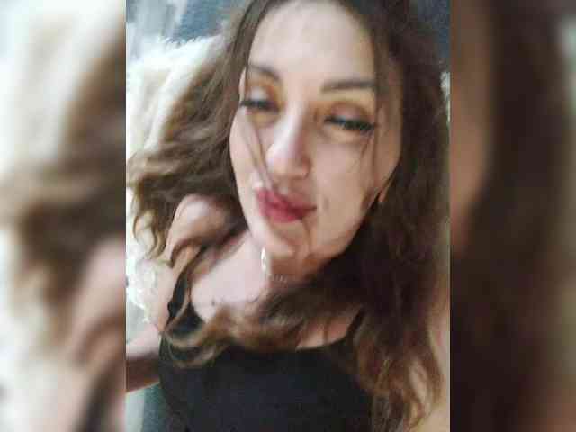 SexyKitty75-1 webcam