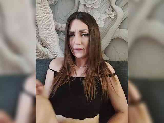 SexyKitty75-1 webcam