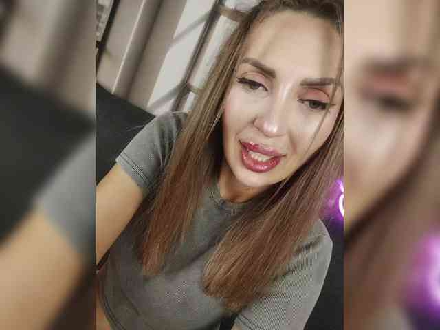SexyKitty75-1 webcam