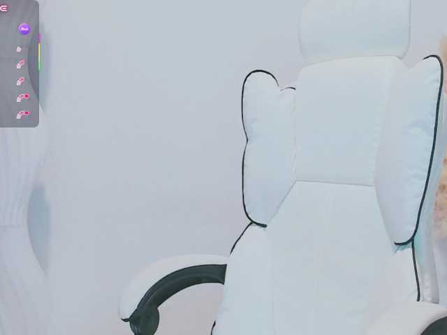 aiLeXia live cam on BongaCams