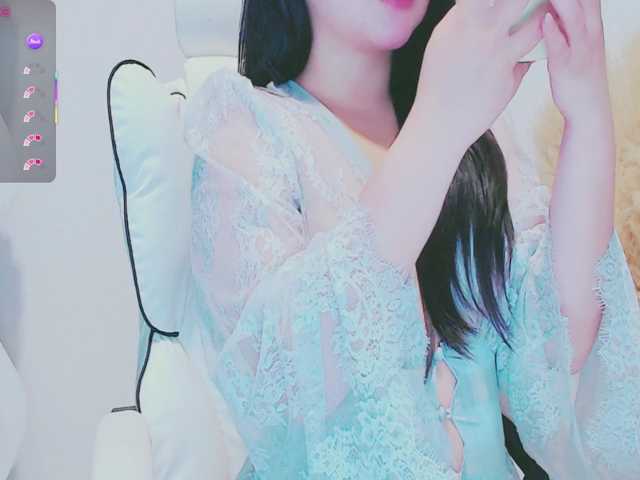 aiLeXia live cam on BongaCams