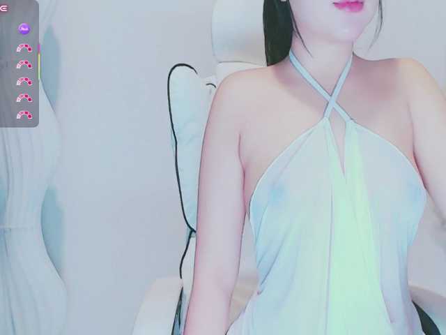 aiLeXia live cam on BongaCams