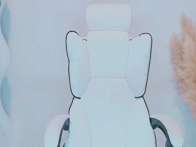 aiLeXia, live now on BongaCams