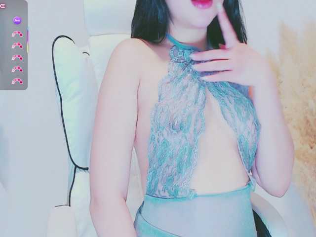 aiLeXia live cam on BongaCams