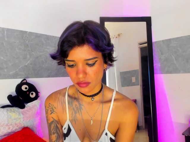 marley-luna live cam on BongaCams
