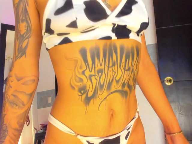 marley-luna live cam on BongaCams