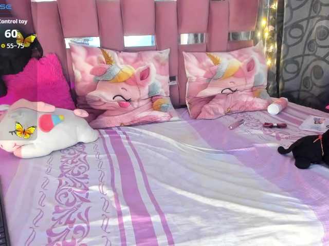 marley-luna live cam on BongaCams