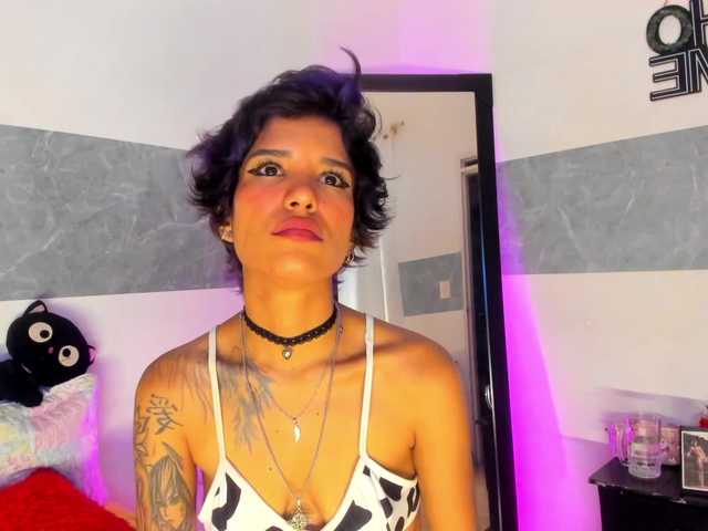 marley-luna live cam on BongaCams