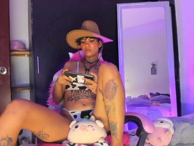 marley-luna live webcam show