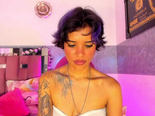 marley-luna live cam on BongaCams