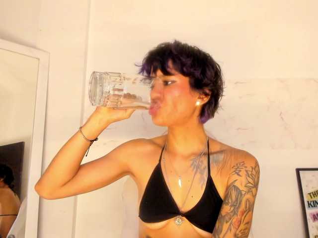 marley-luna live cam on BongaCams