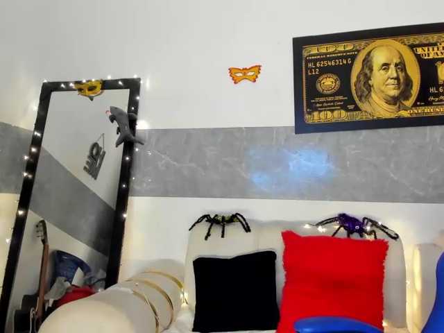 marley-luna live cam on BongaCams