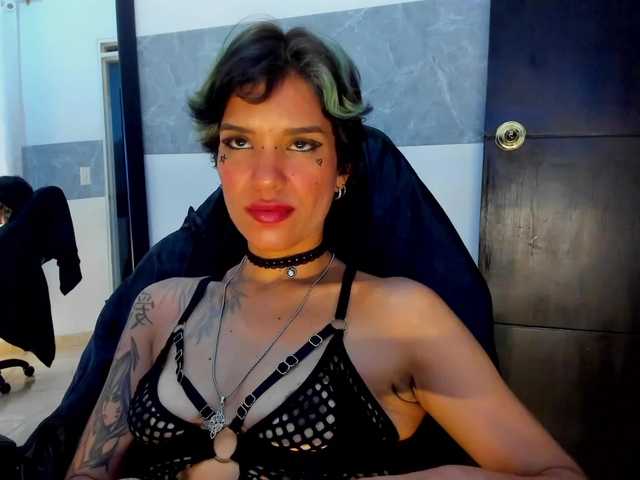marley-luna live cam on BongaCams