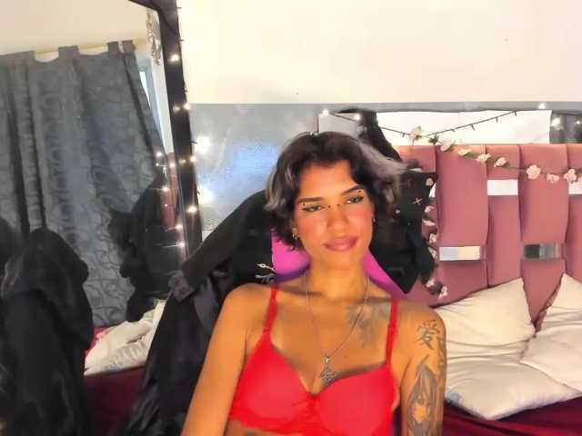 marley-luna live cam on BongaCams