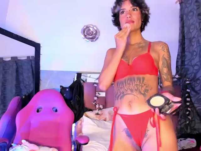 marley-luna live cam on BongaCams