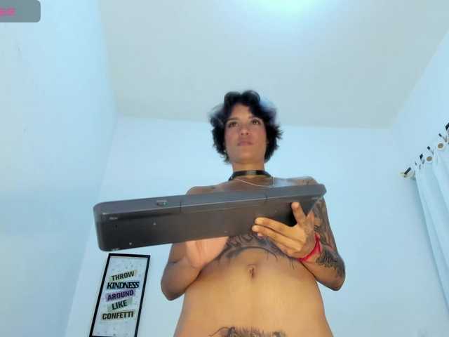 marley-luna live cam on BongaCams