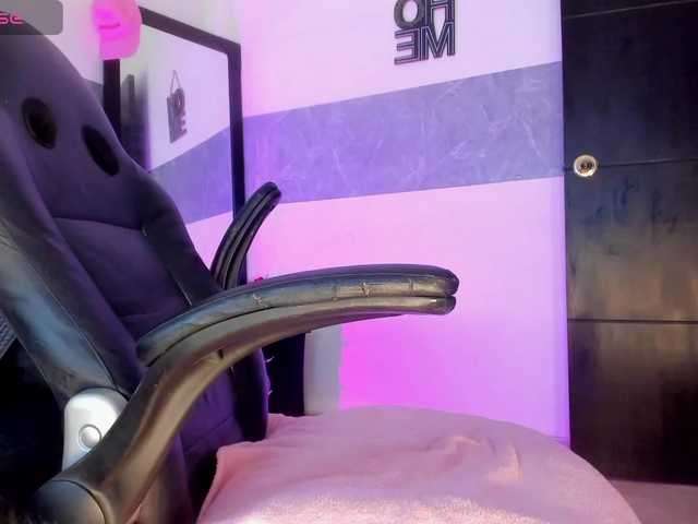 marley-luna live cam on BongaCams