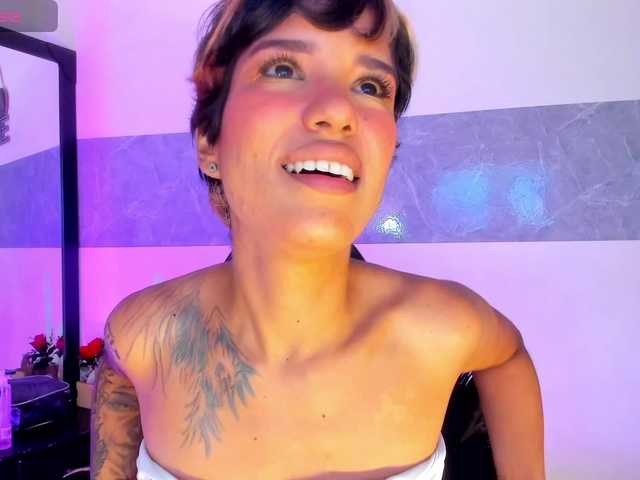 marley-luna live cam on BongaCams