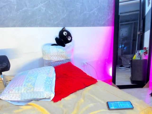 marley-luna live cam on BongaCams