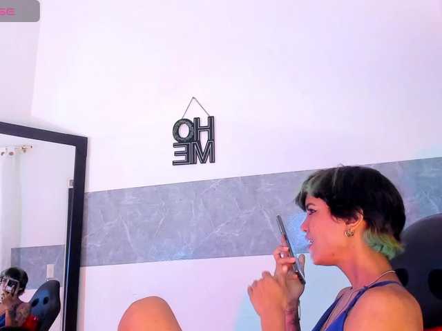 marley-luna live cam on BongaCams