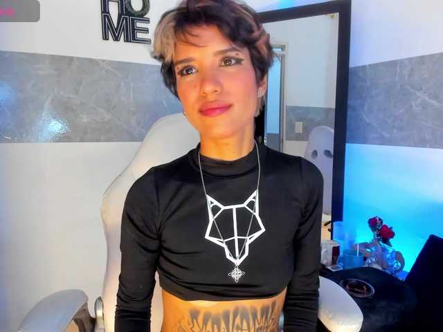 marley-luna live cam on BongaCams