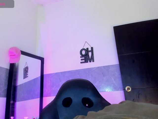 marley-luna live cam on BongaCams