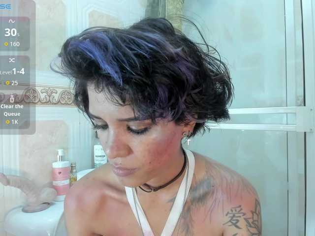 marley-luna live cam on BongaCams