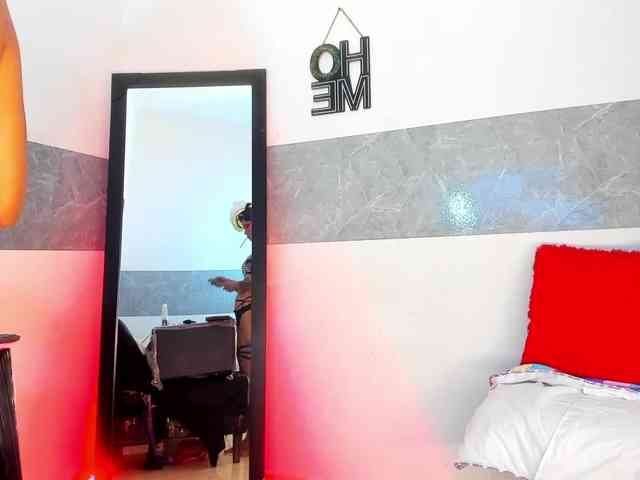 marley-luna webcam