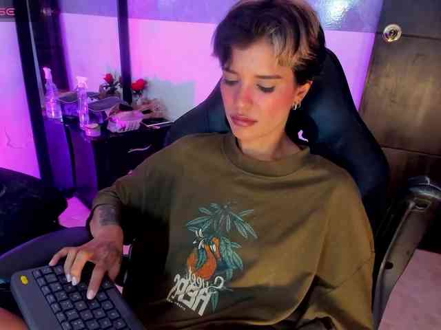 marley-luna webcam