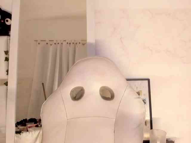 marley-luna webcam