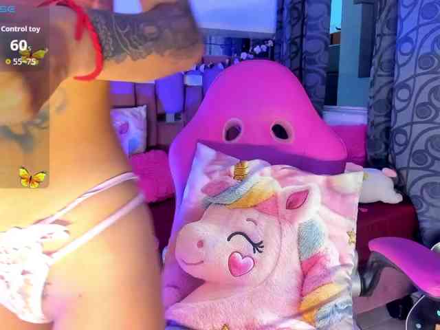 marley-luna webcam