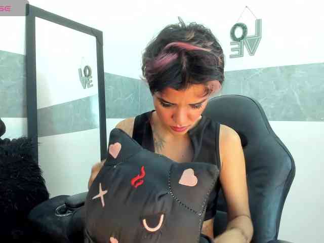marley-luna webcam
