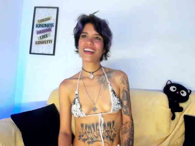 marley-luna webcam