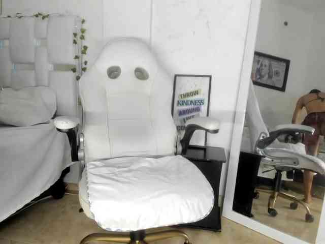 marley-luna webcam