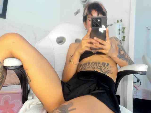 marley-luna webcam