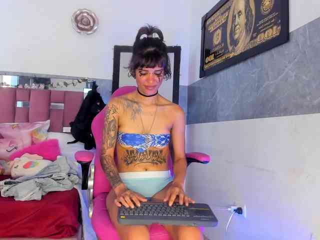 marley-luna webcam