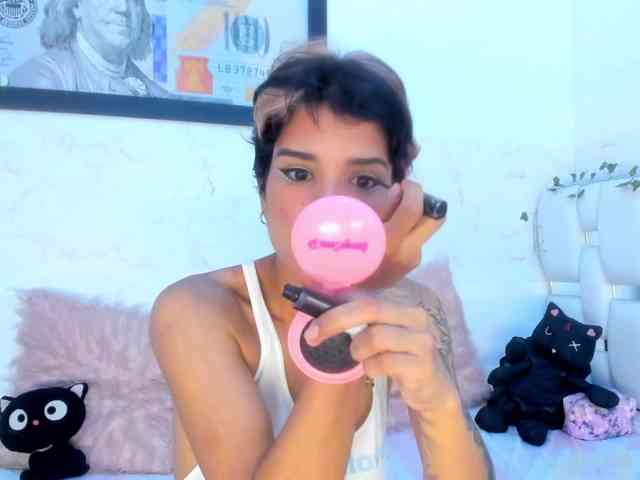 marley-luna webcam