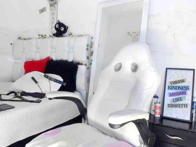 marley-luna webcam
