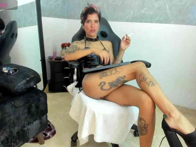 marley-luna Live Webcam on BongaCams