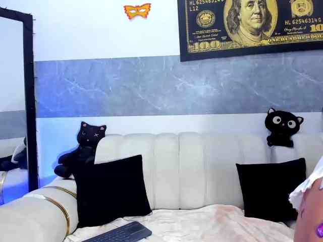 marley-luna webcam