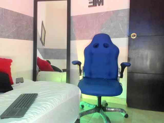 marley-luna webcam