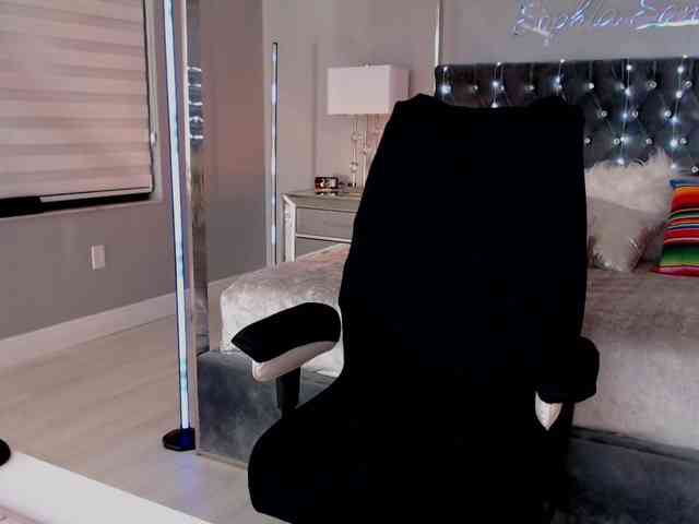 sophiasanchez webcam