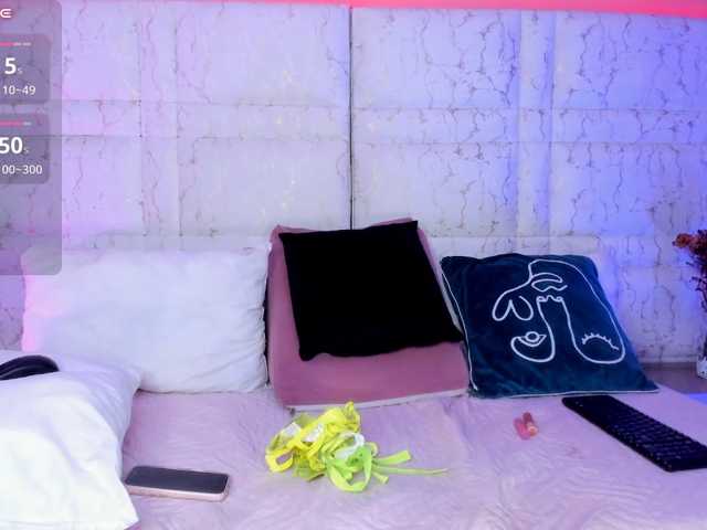 Neereth live cam on BongaCams