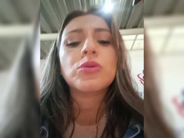 IsabellaaGarcia, live now on BongaCams