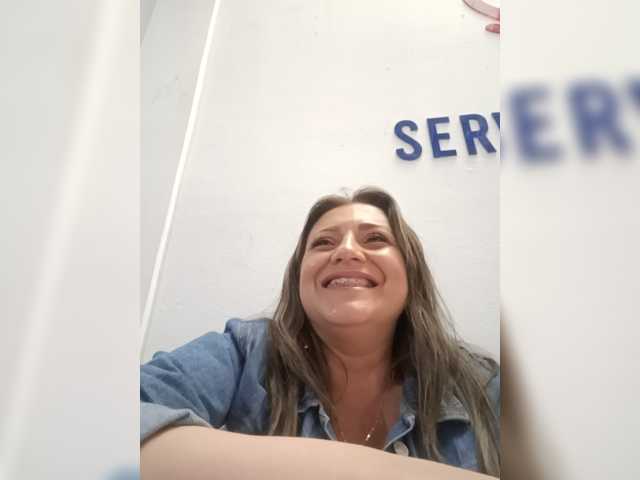 Isabellaagarcia live cam preview