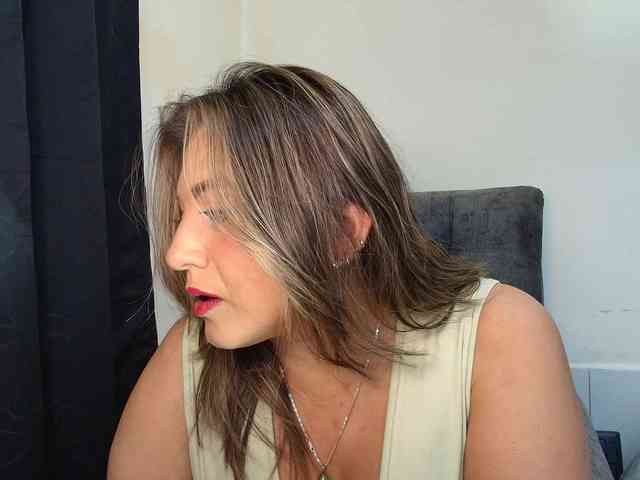Isabellaagarcia webcam
